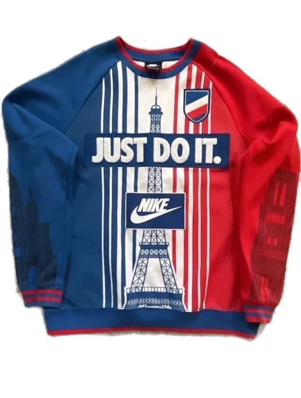 Nike Paris Graphic Crewneck Sweatshirt Size M